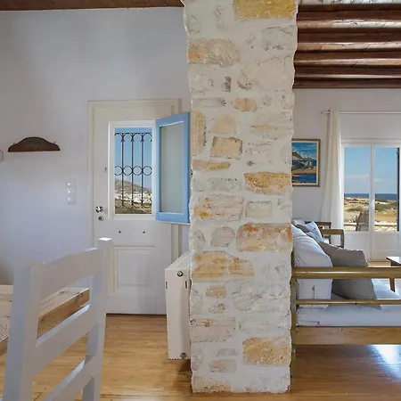 Villa Sail